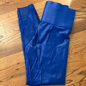 Carbon38 Takara shine high rise 7/8 Blue Leggings